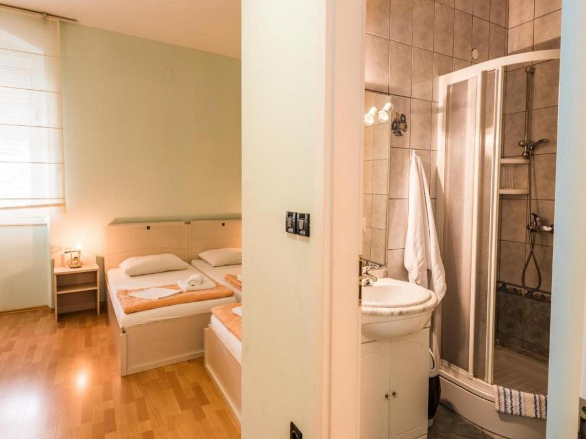 טרפאניי Guesthouse Aurora מראה חיצוני תמונה
