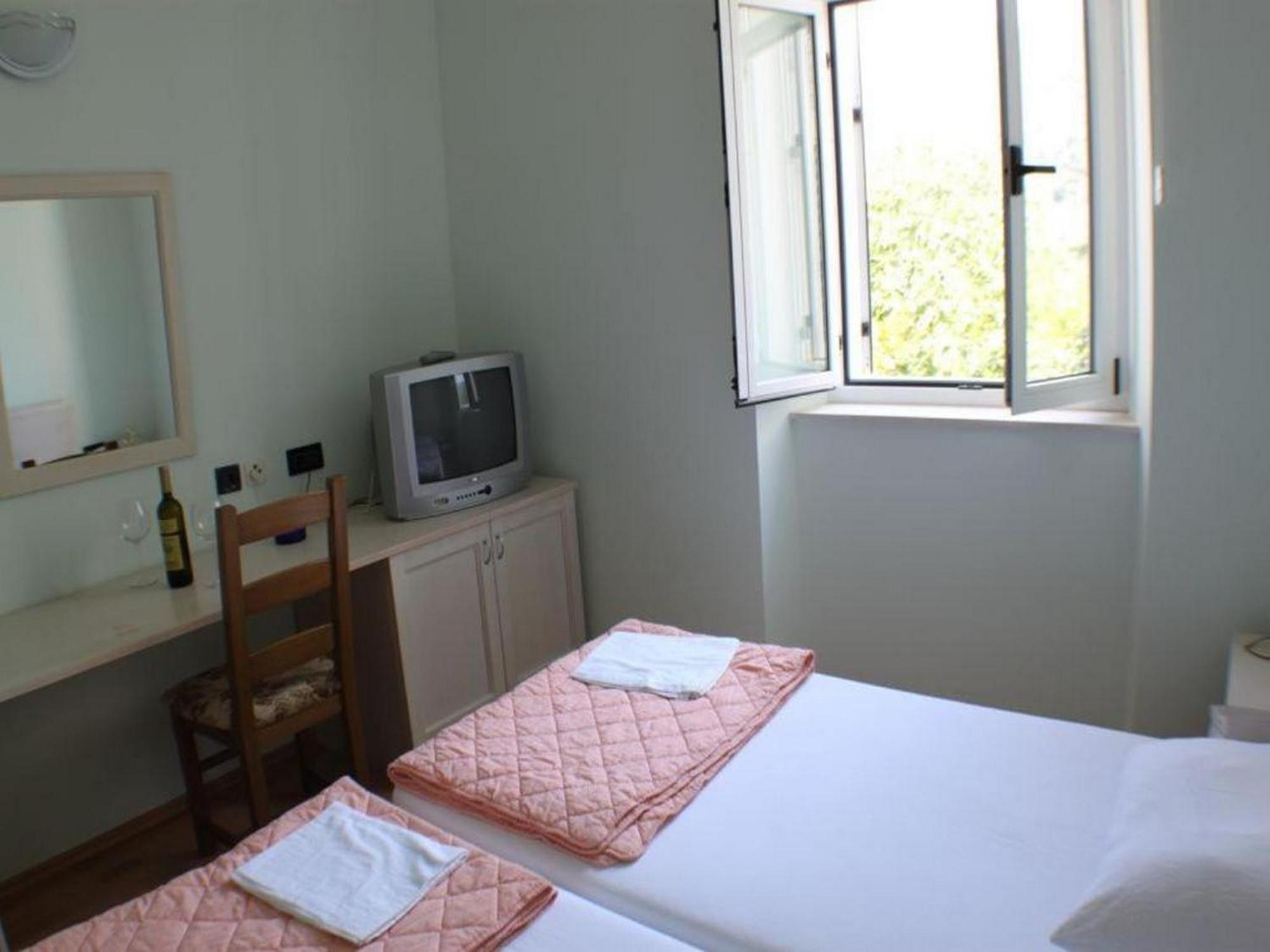 טרפאניי Guesthouse Aurora מראה חיצוני תמונה