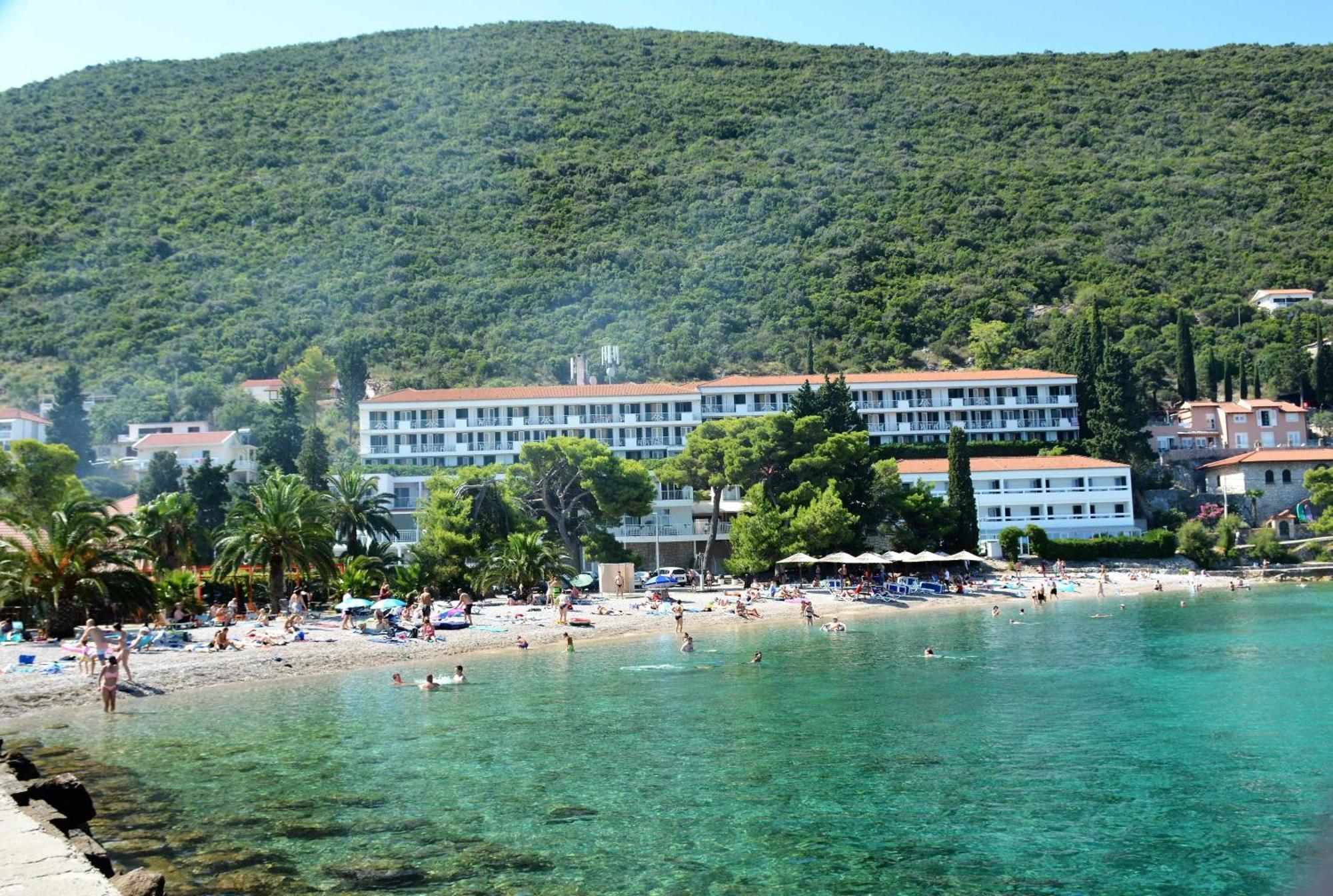 טרפאניי Guesthouse Aurora מראה חיצוני תמונה